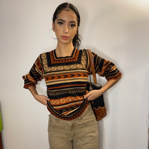 Vintage tribal top - Picture 2 of 4